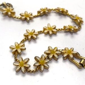 vintage gold tone enamel daisy chain bracelet